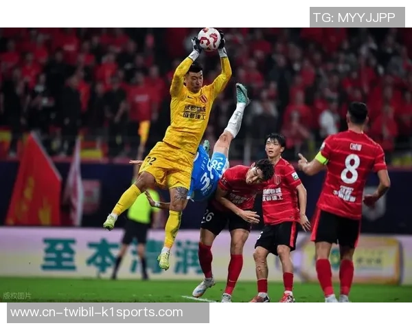 无缘夺冠！成都1-2遭河南赛季三杀，何超国际波绝杀